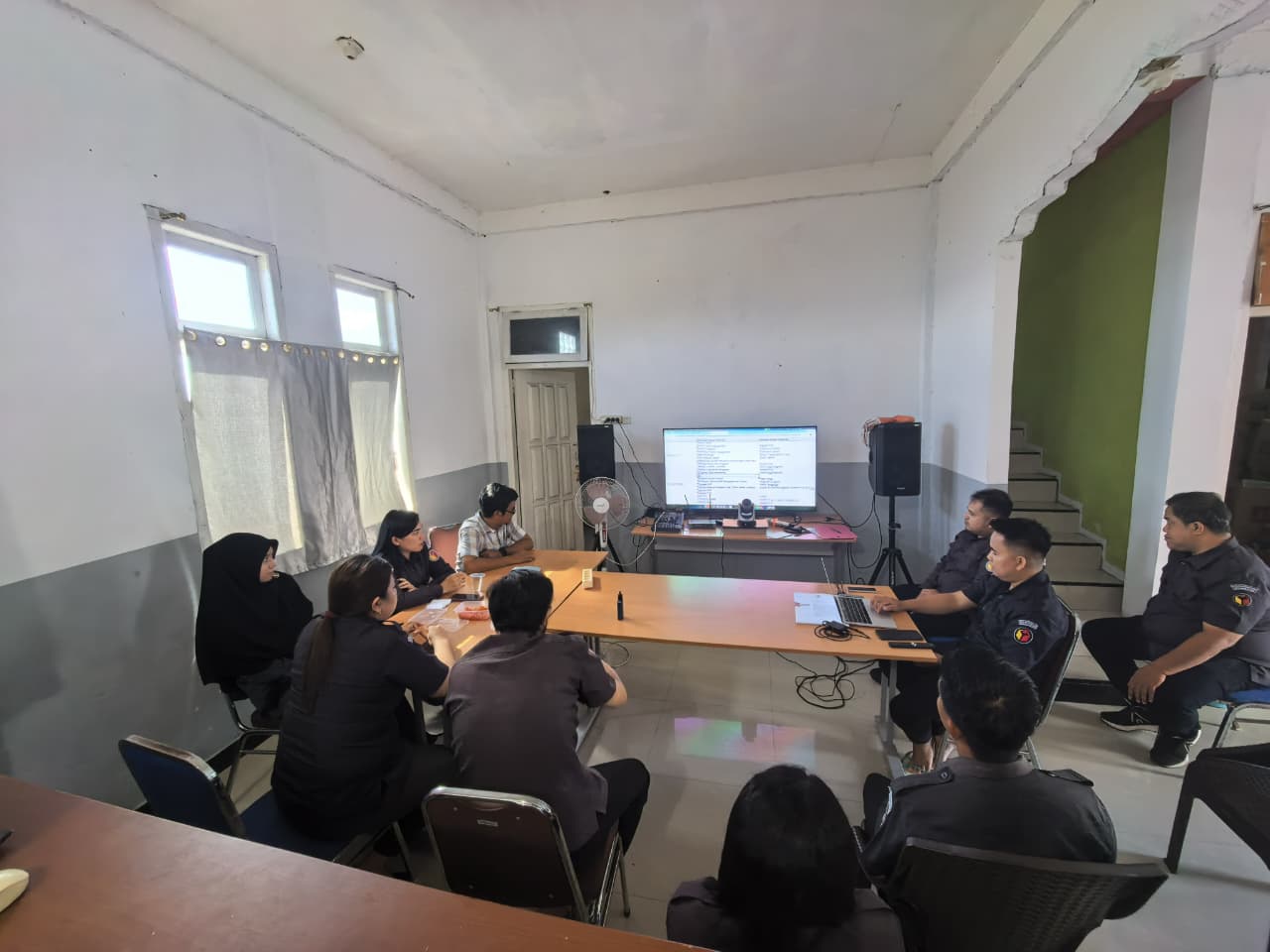 Bawaslu Sitaro evaluasi kinerja kesekretariatan dan tindak lanjuti hasil monev Bawaslu Sulut