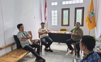 Tindak Lanjut Instruksi Bawaslu RI, Bawaslu Sitaro Visitasi ke DPD II Golkar